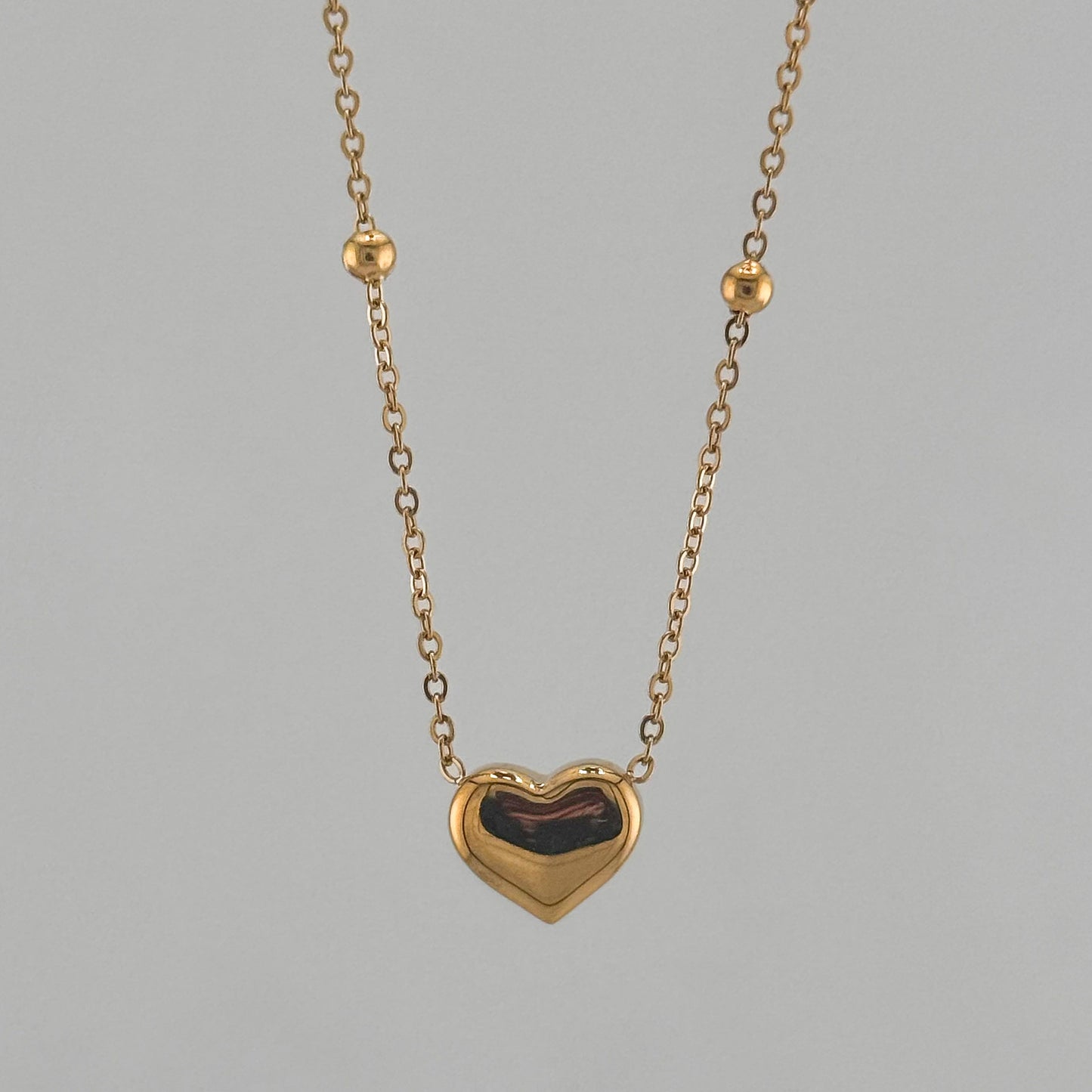 Amoura Gold Necklace