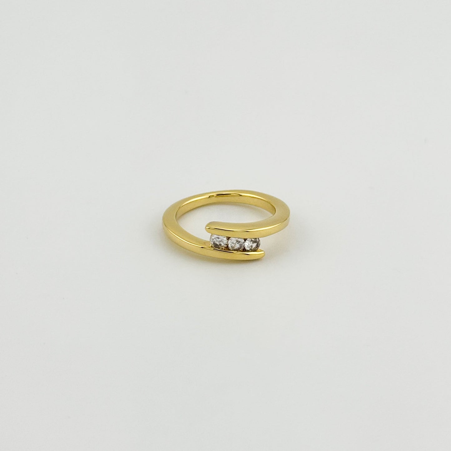 Pure Curve Golden Ring