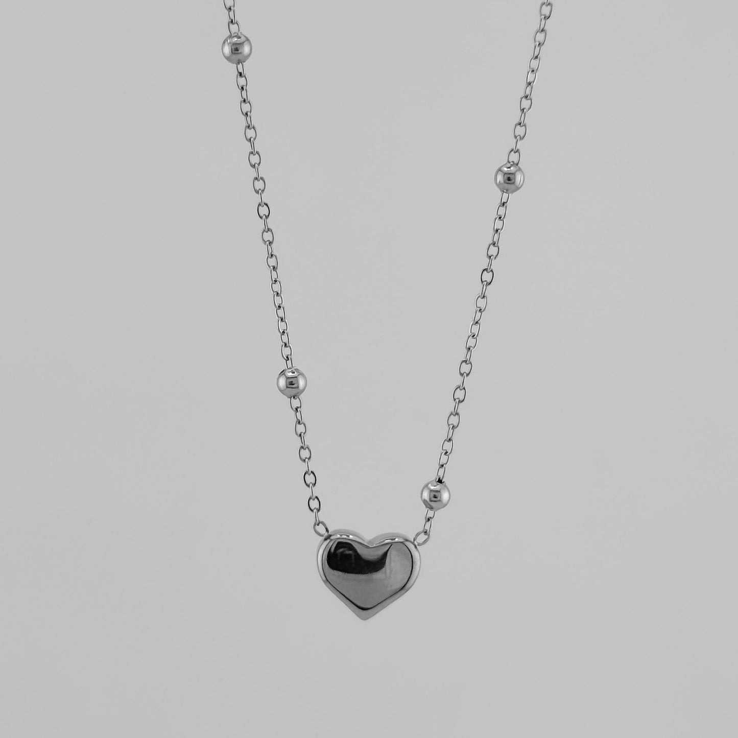 Amoura Silver Necklace