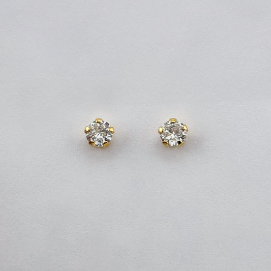 Simple and Elegant Earrings