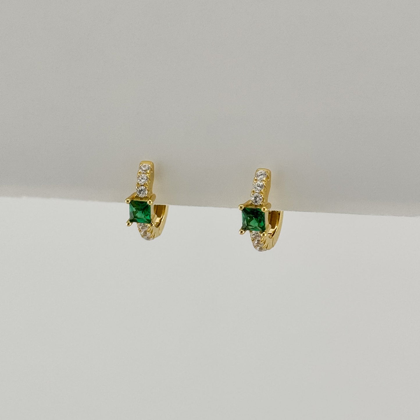 Gleam Emerald Earrings