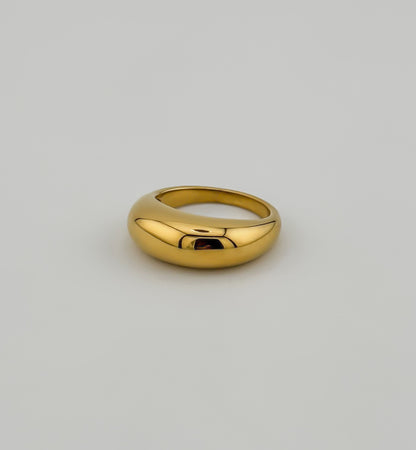 Regal Ring