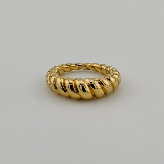 Croissant Ring