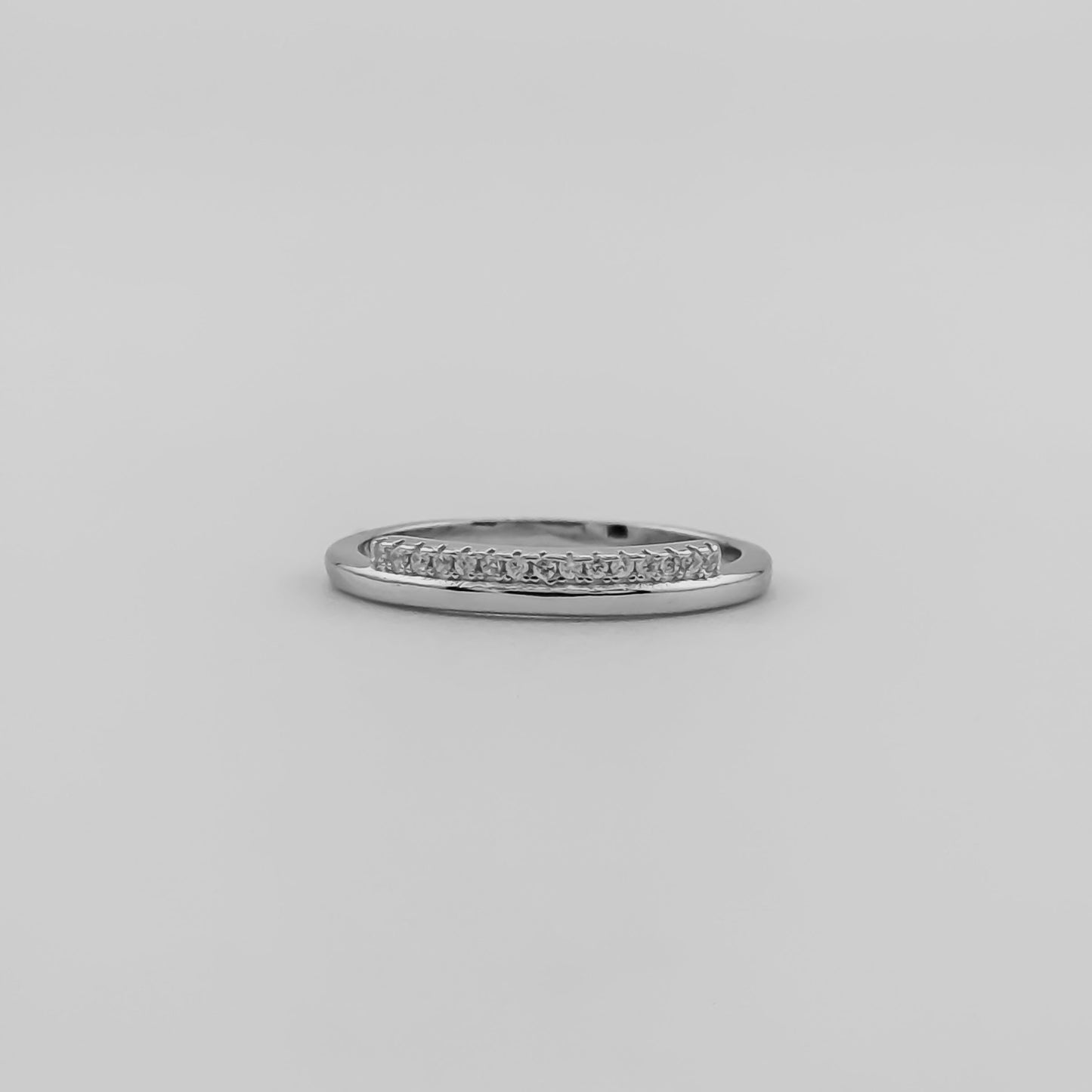 Bright line Ring